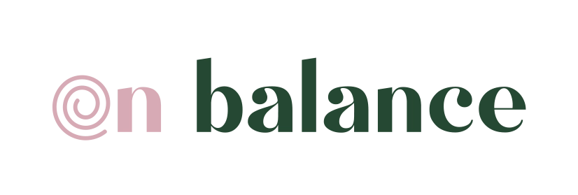 Logotyp s nápisem on balance